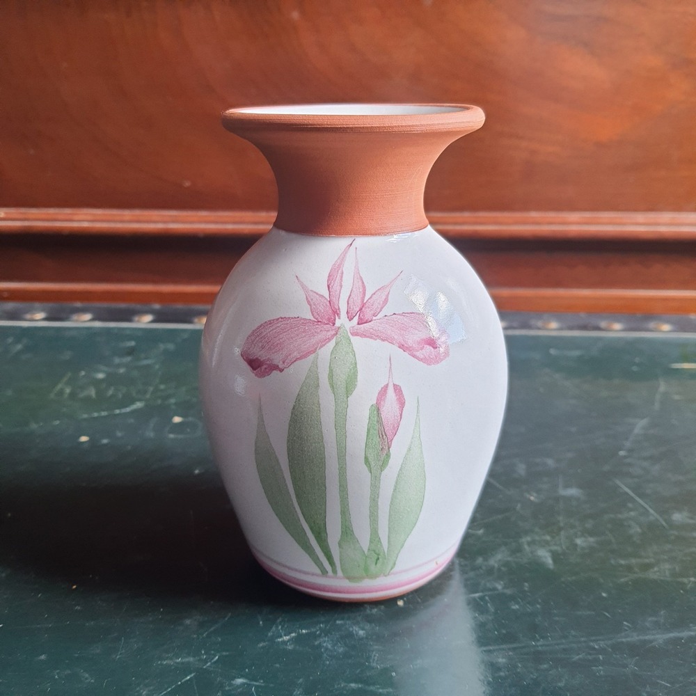 VINTAGE STUDIO ART EMERSON CREEK RED CLAY POTTERY VASE IRIS FLORAL HAND PAINTED